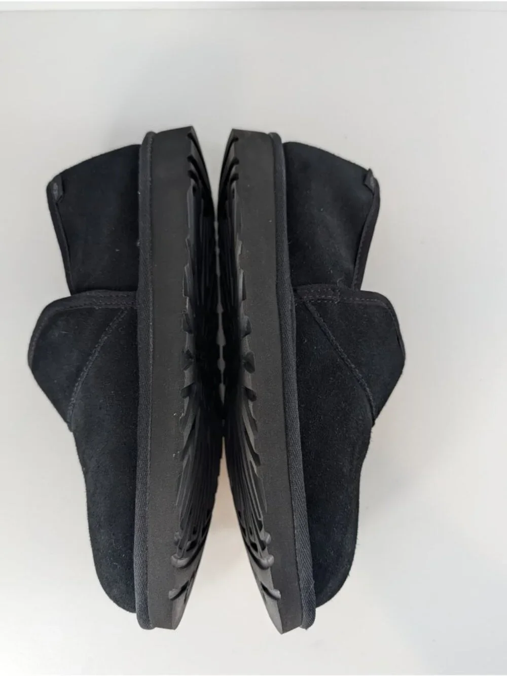 UGG Black Suede Slip-On Moccasin Shoes Men's Size 8 Durable Rubber Sole